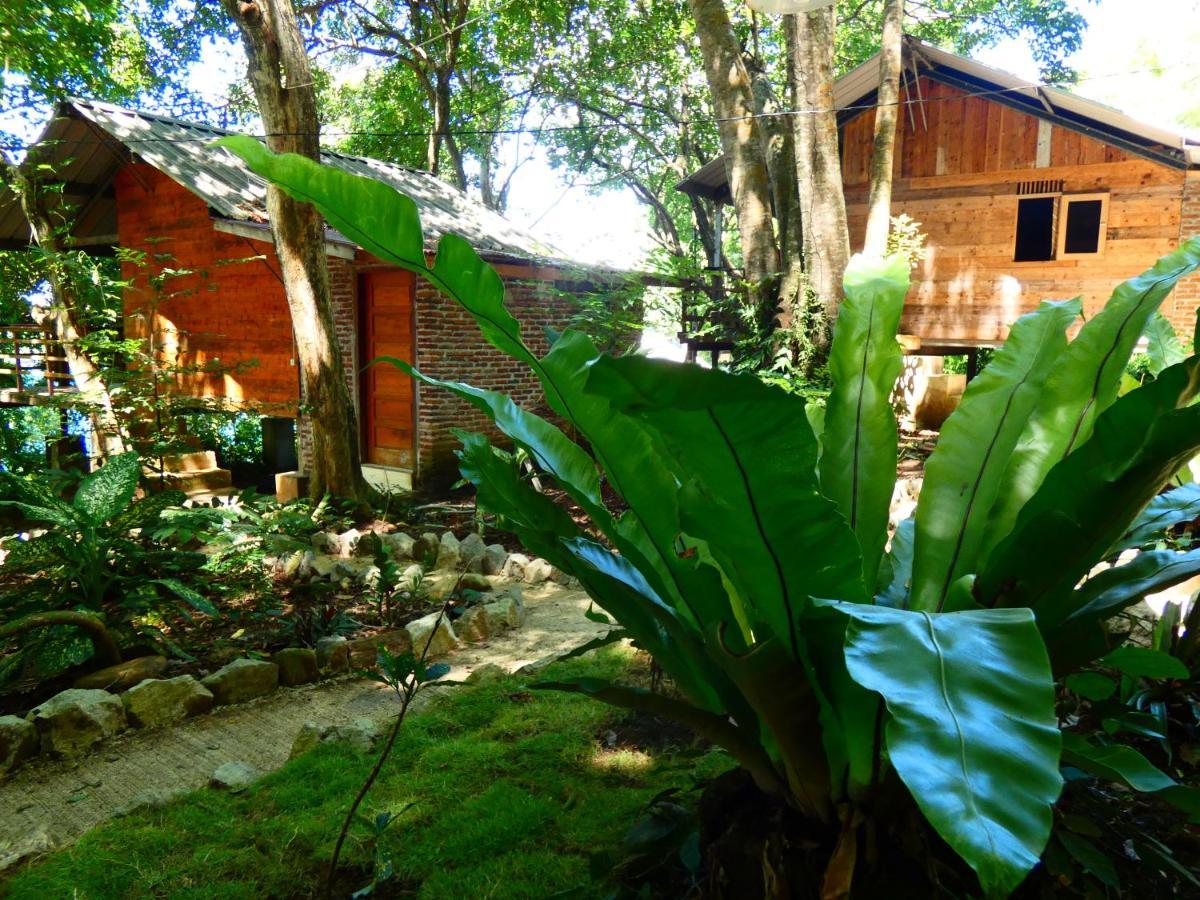 Santi Garden Bungalows Iboih Buitenkant foto