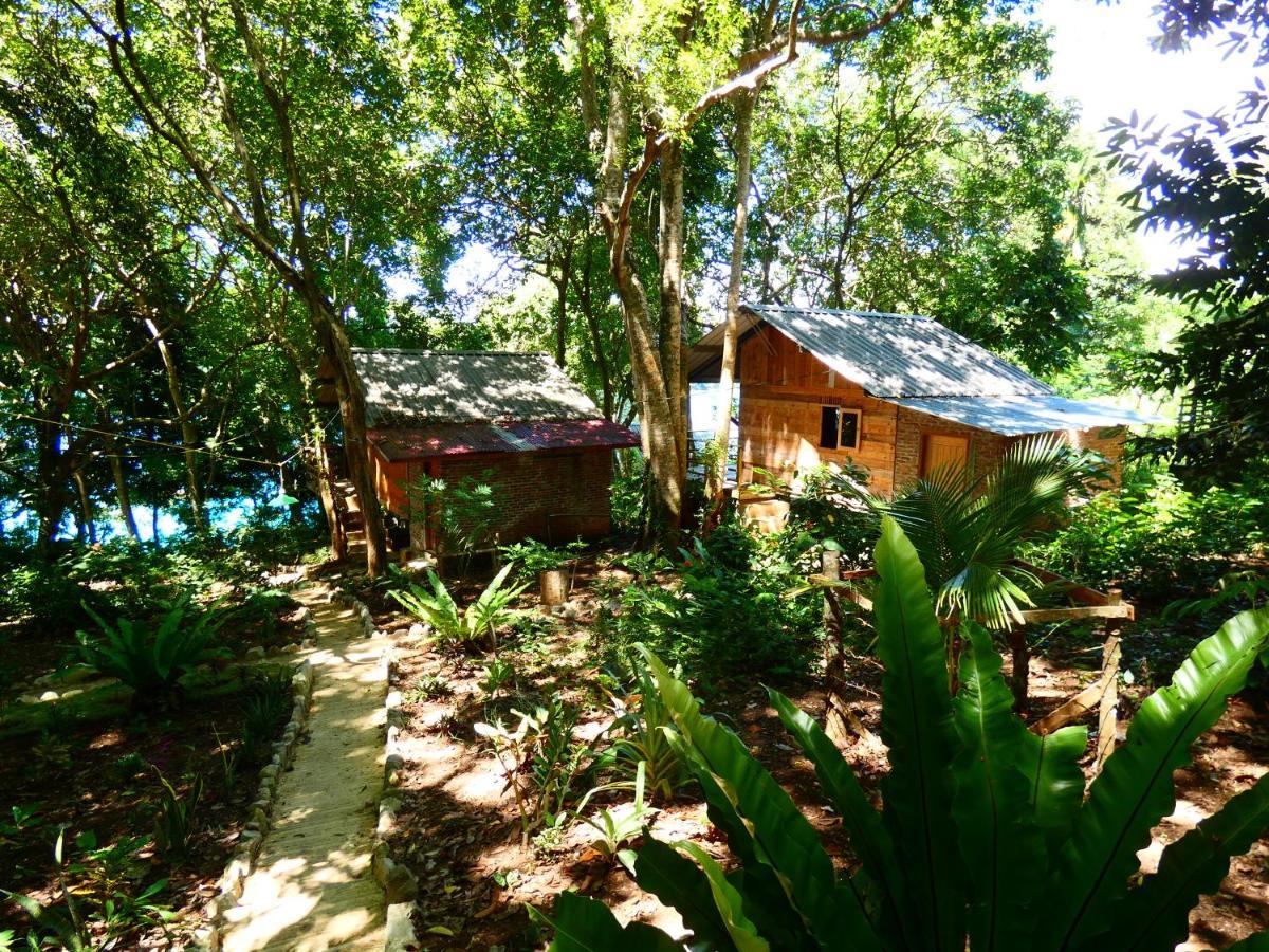Santi Garden Bungalows Iboih Buitenkant foto