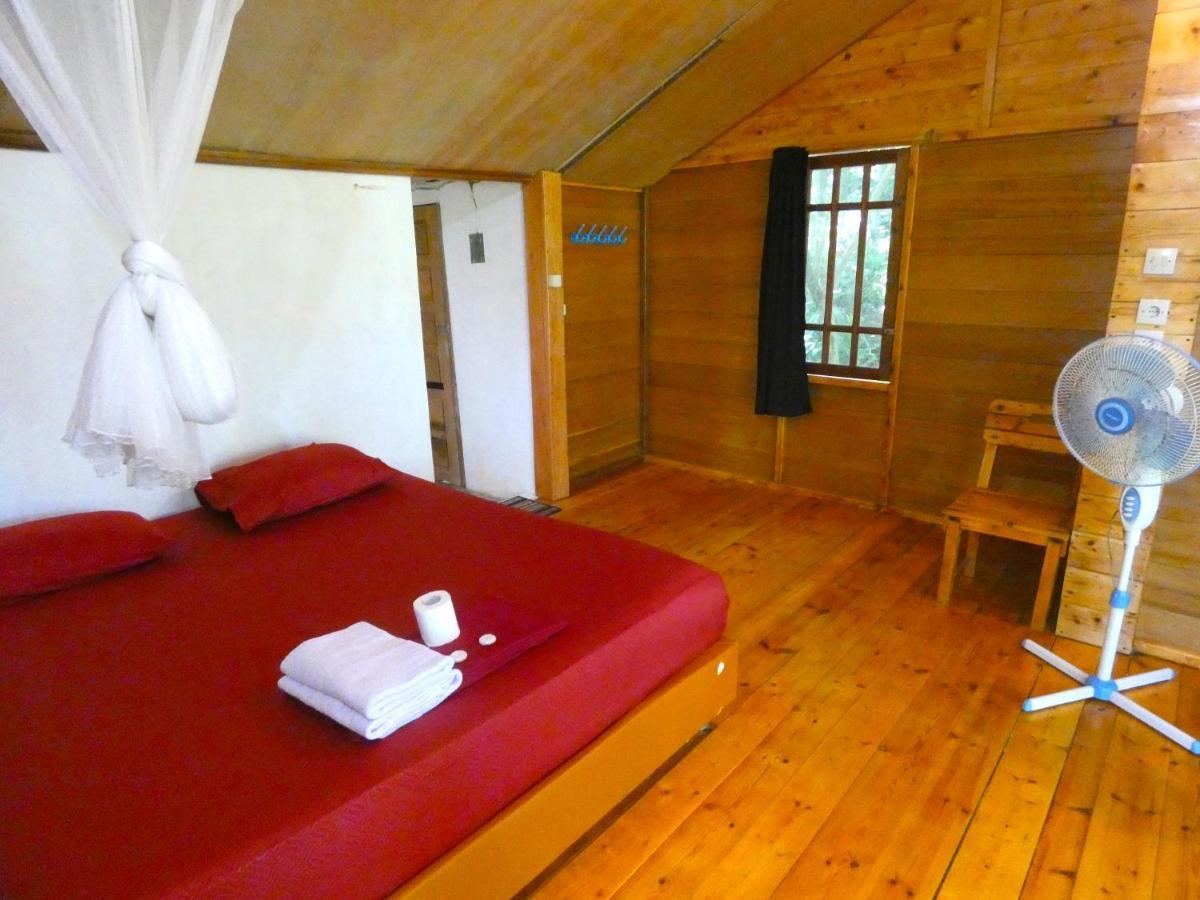 Santi Garden Bungalows Iboih Buitenkant foto
