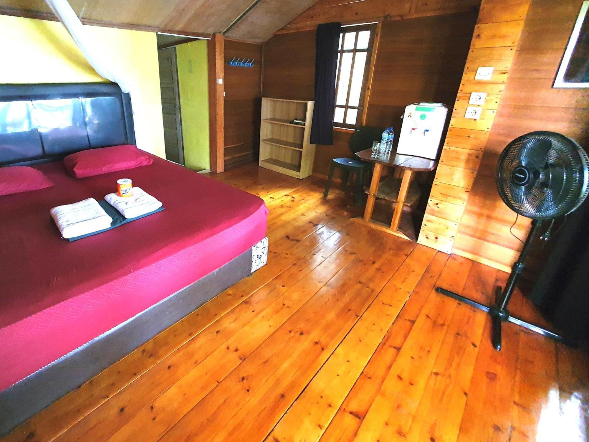 Santi Garden Bungalows Iboih Buitenkant foto