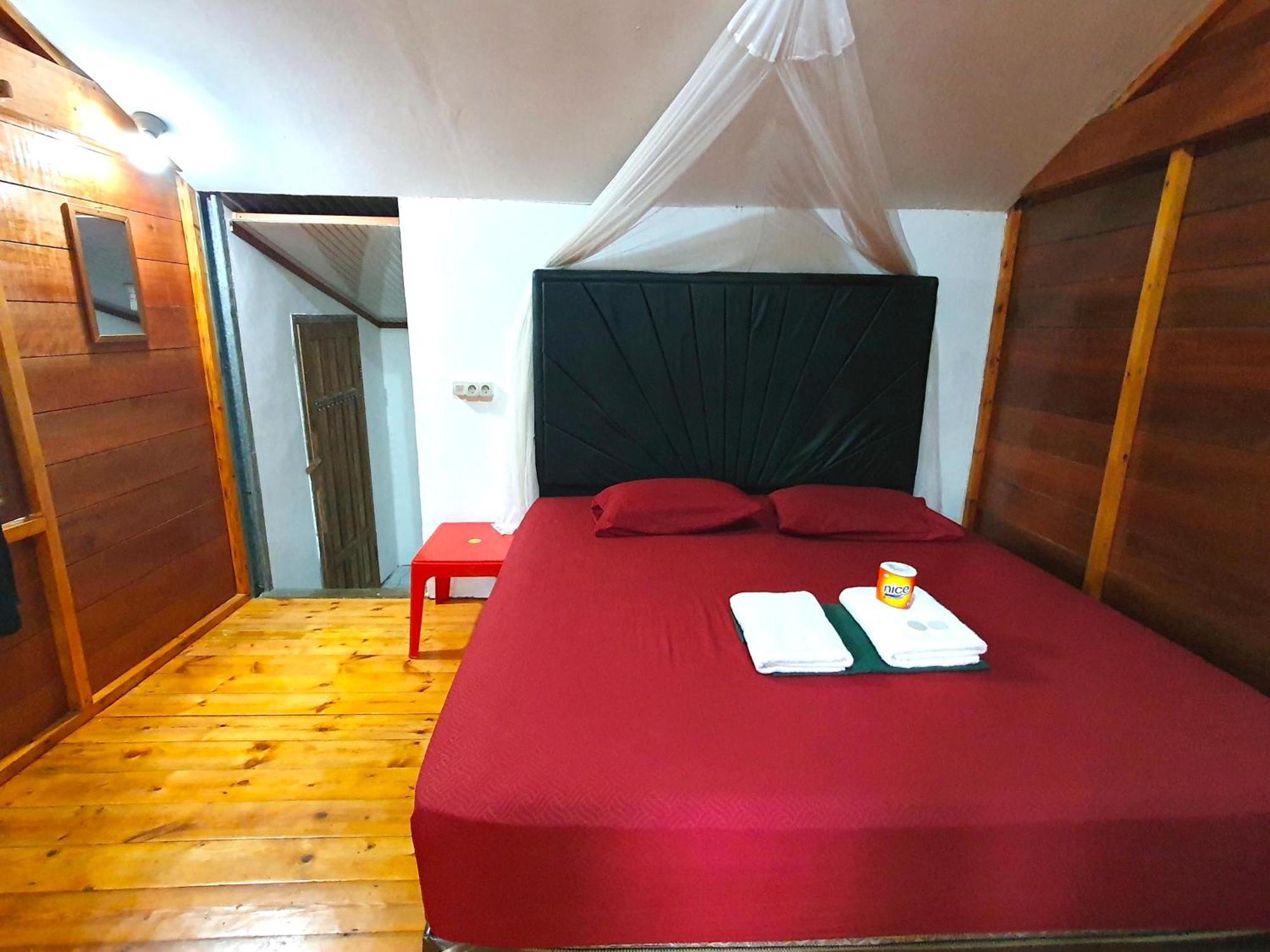 Santi Garden Bungalows Iboih Buitenkant foto