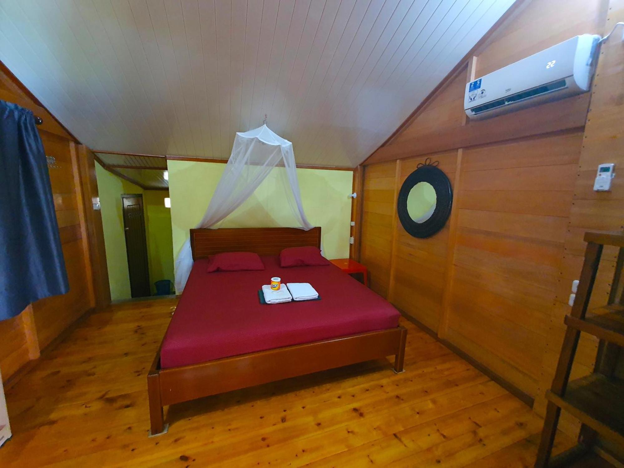 Santi Garden Bungalows Iboih Buitenkant foto